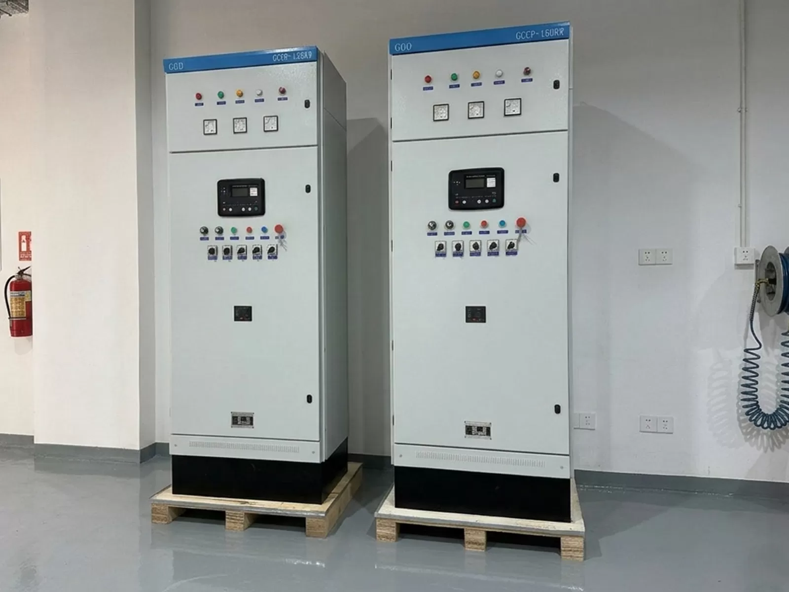 How to choose the Generator Synchronization Control Panel with Deep Sea (DSE) Controller? 