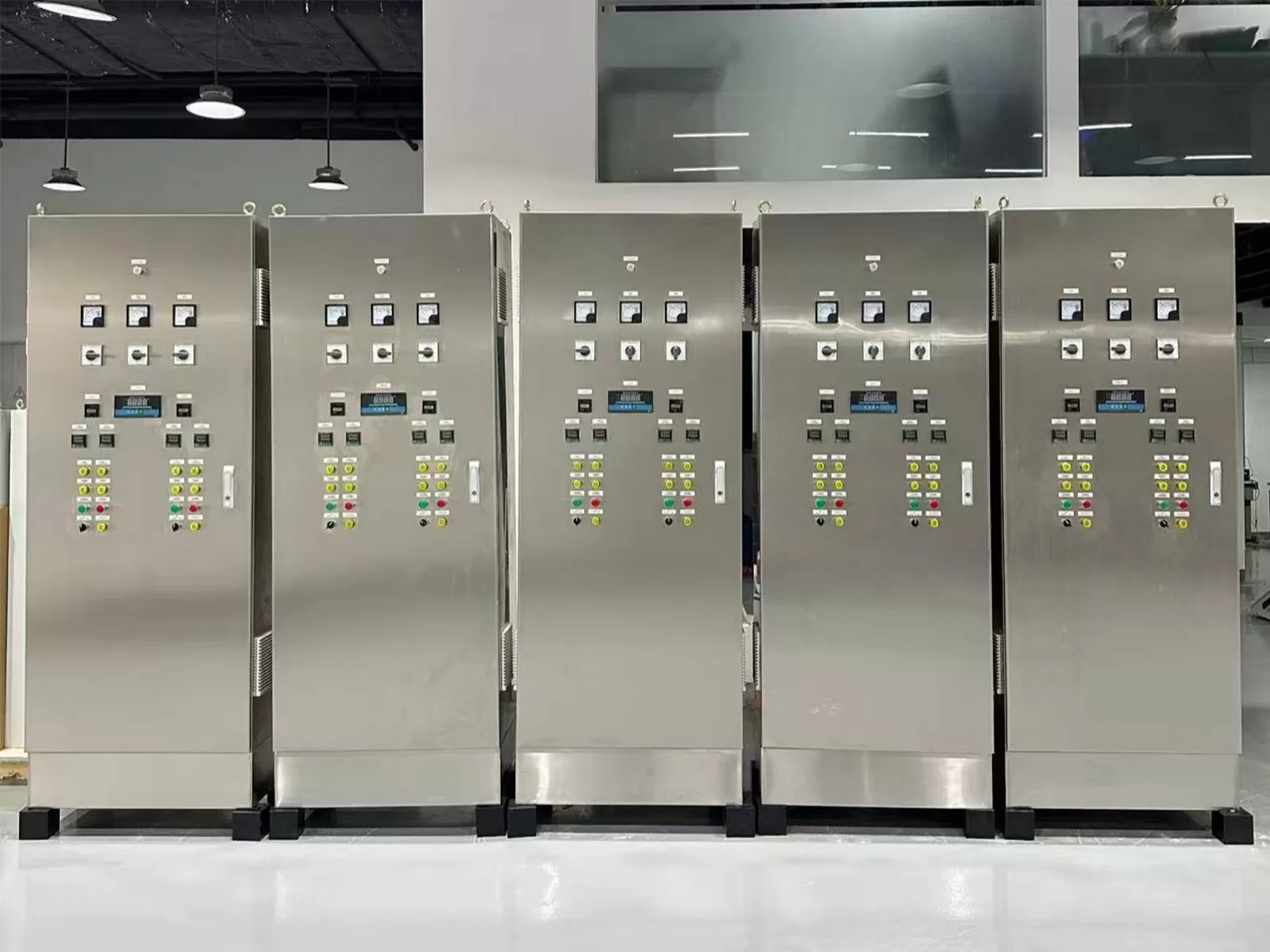 Constant Pressure Control Cabinet