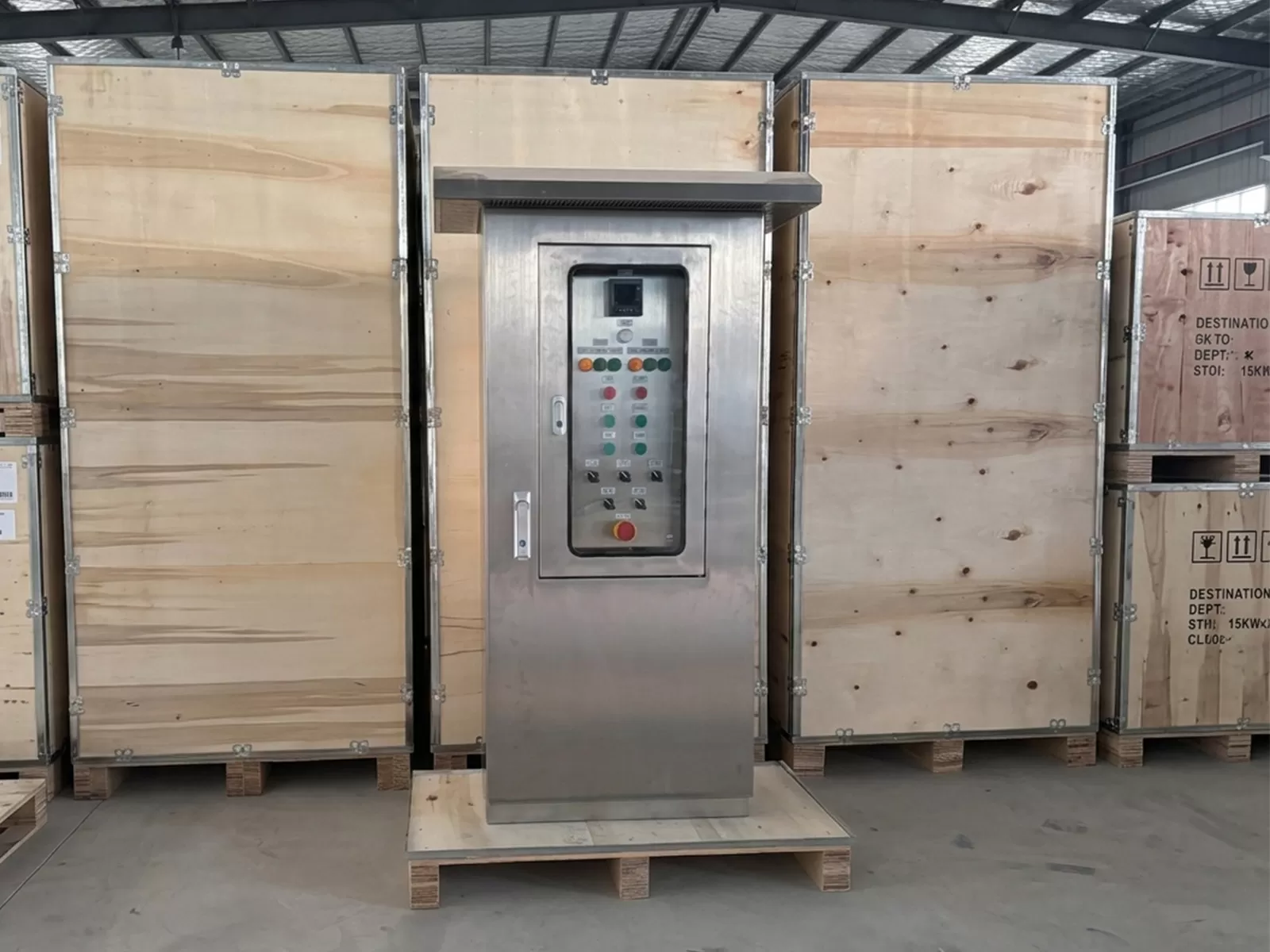 How to choose the Outdoor Waterproof IP65 Control Panel? 