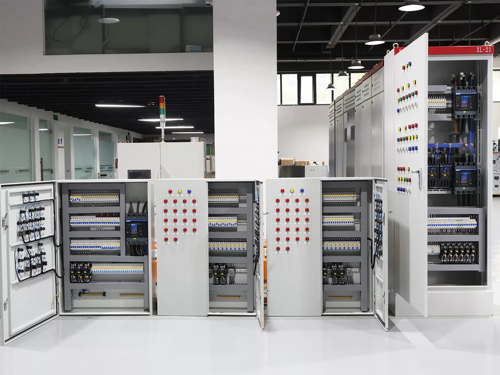 Distribution-Panel-1