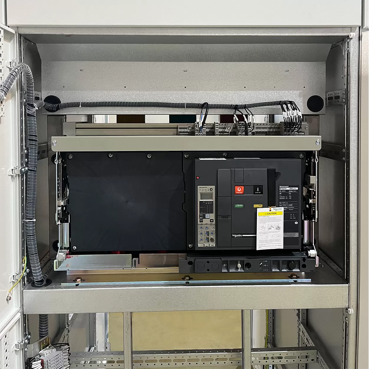 GCS-switchgear-4