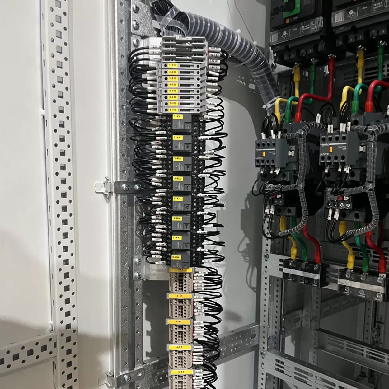 GCS-switchgear-4